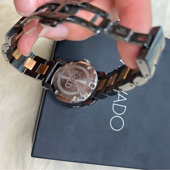 MOVADO Bold womens watch stainless steel. Designer watch - Picture 16 of 17